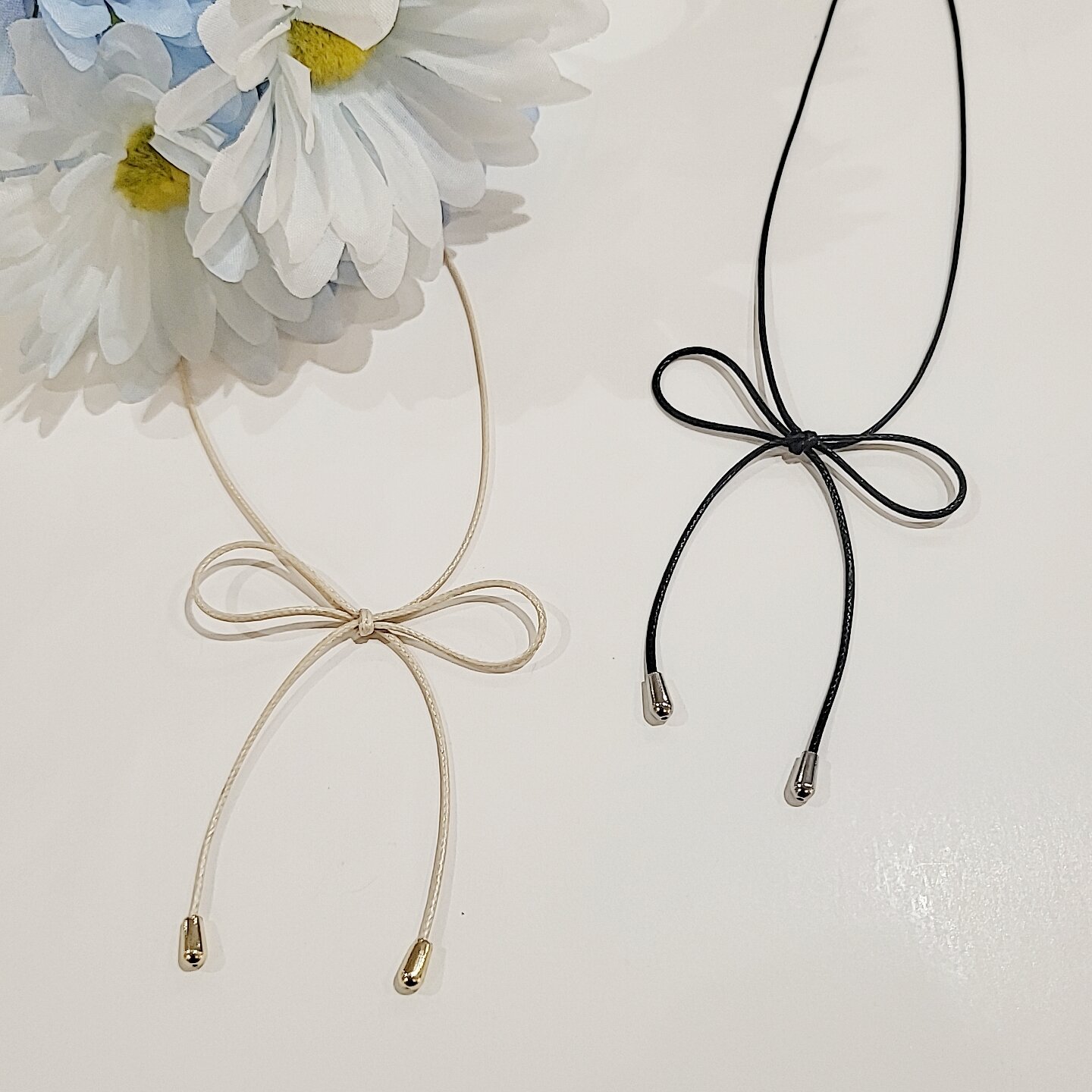 リボンネックレス