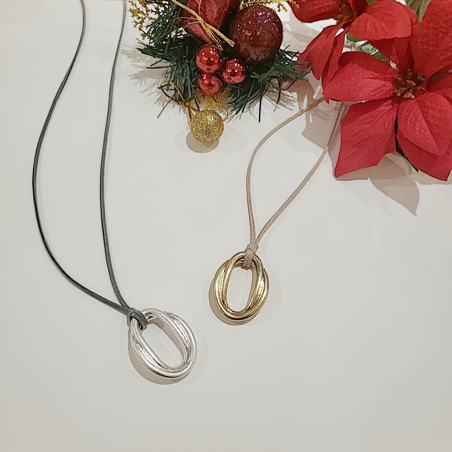 メタルネックレス