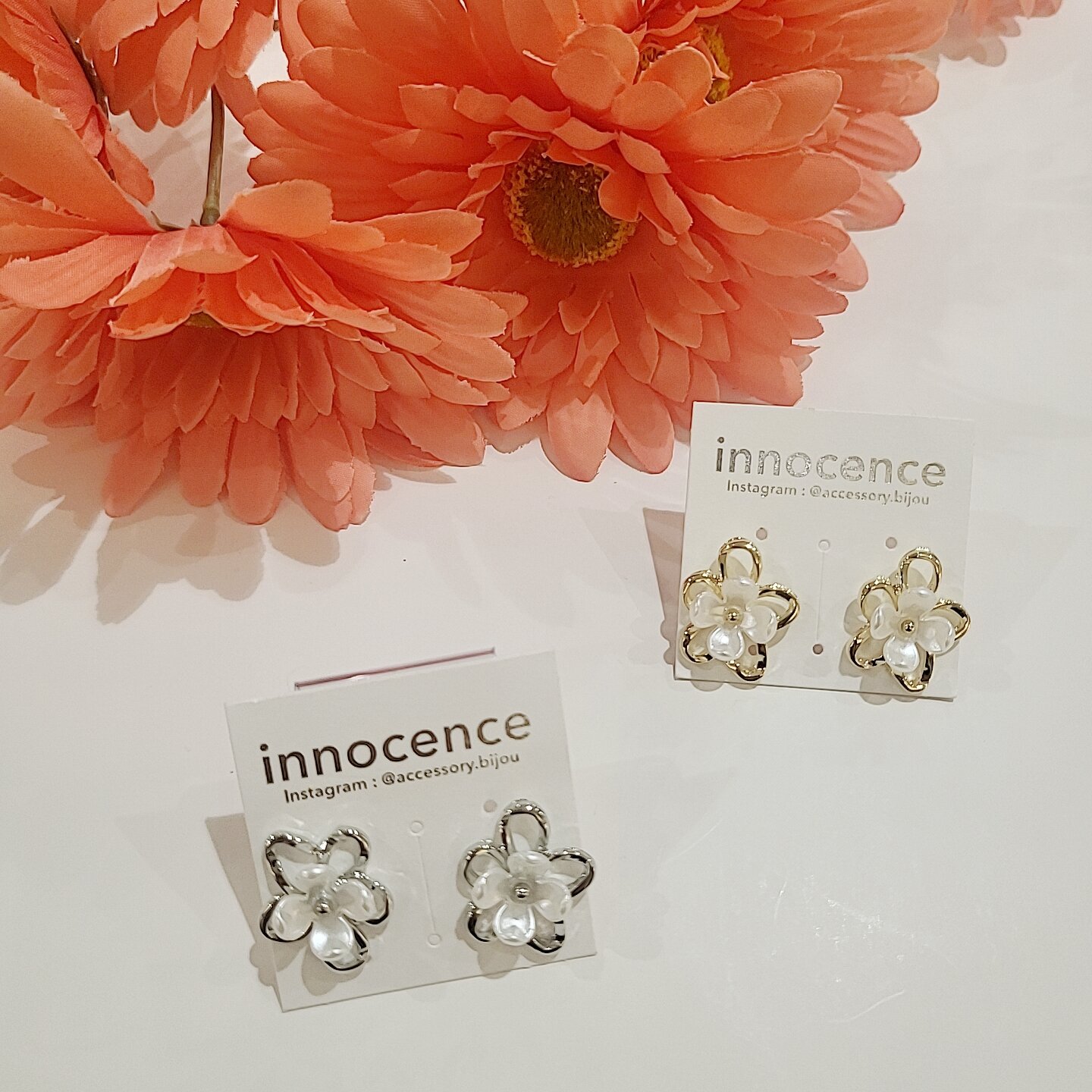 フラワーピアス