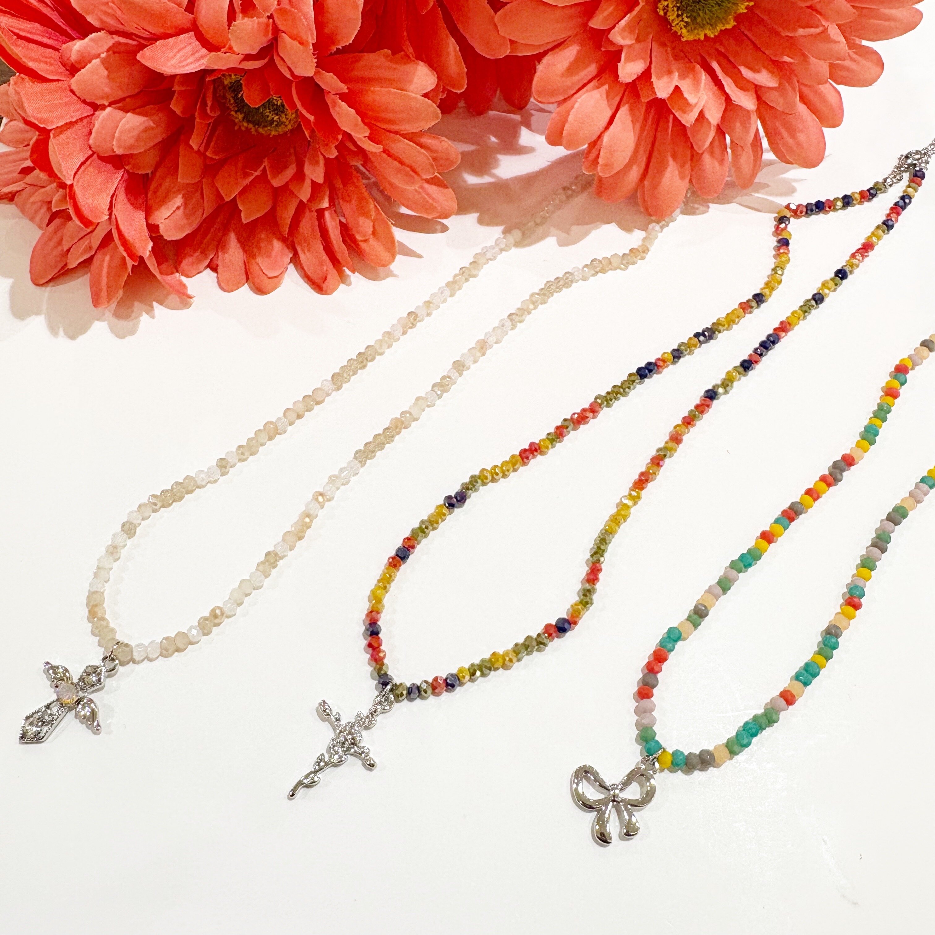 ビーズネックレス